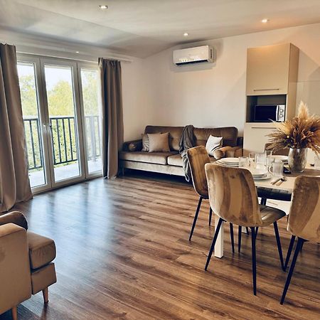 Apartamenty Modrzewiowa Zator Piotrowice  Екстер'єр фото