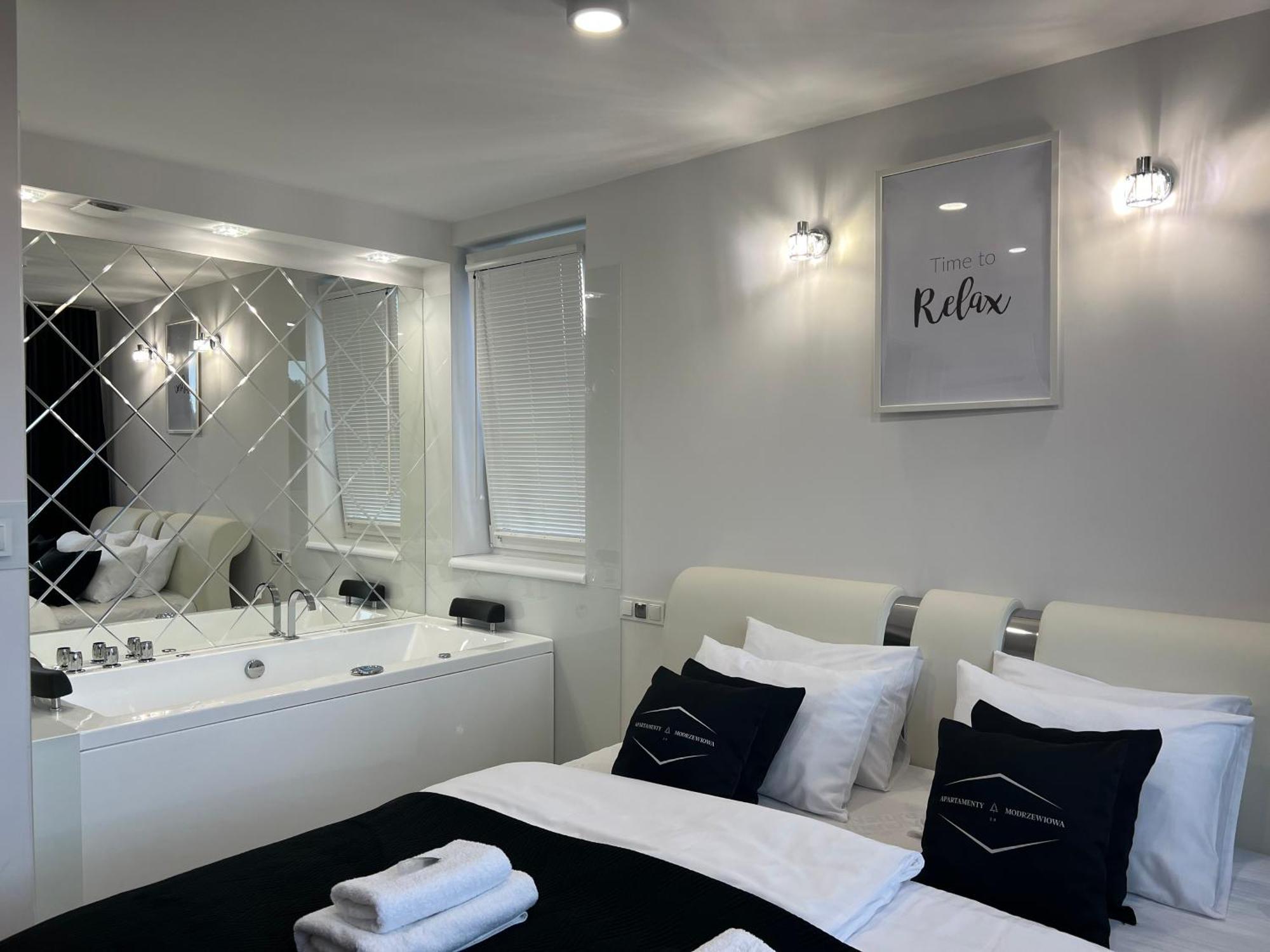 Apartamenty Modrzewiowa Zator Piotrowice  Екстер'єр фото